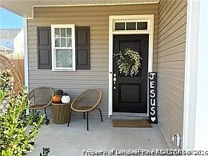 3 bed, 2.5 bath, 1922 sqft, $1,800 — Photo 3