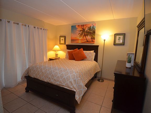 3rd image of 2401 Gulf Blvd #107