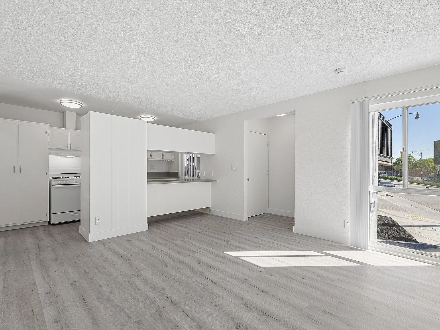 Westland @ Long Beach — Photo 1