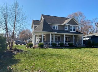 560 Cahoon Rd, Bay Village, OH 44140