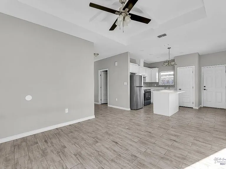 2713 Primrose Ave #A1 — Photo 5