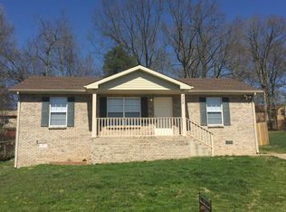 335 Donna Dr, Clarksville, TN 37042