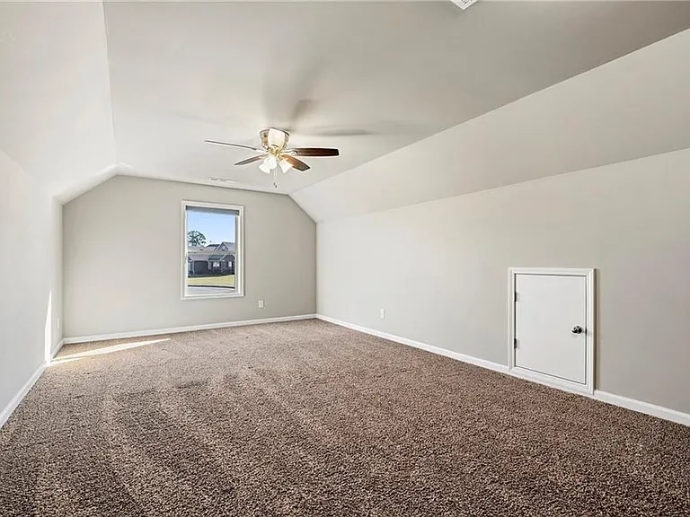 540 Brookside Ln — Photo 23