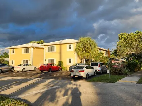 1420 SE 4th Ave #2, Pompano Beach, FL 33060