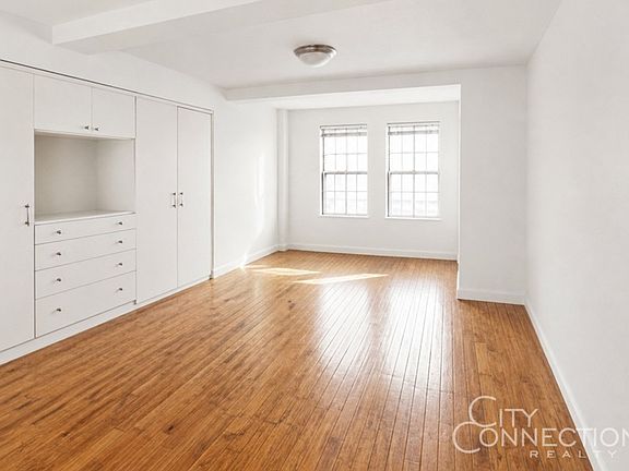 4th image of 5 Tudor City Pl APT 302
