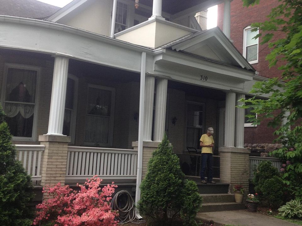 Outside of 310 Washington St