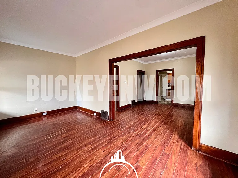 3817 Burton Ave — Photo 3