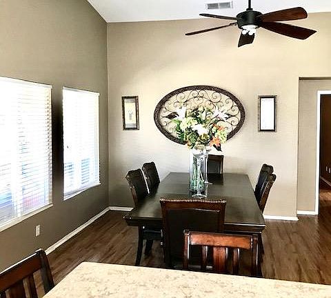 2nd image of 82551 Lincoln Dr