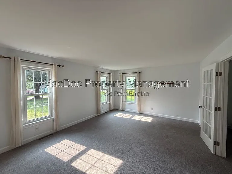 428 Ingleside Dr — Photo 30
