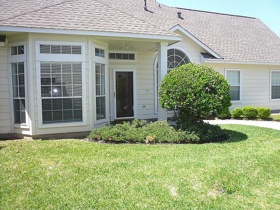 1st image of 13202 Thornville Ln