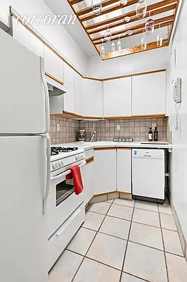 Rented by Corcoran | media 5