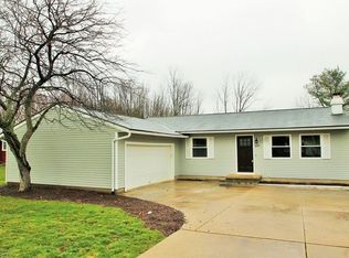 1097 Clark Rd, Wadsworth, OH 44281