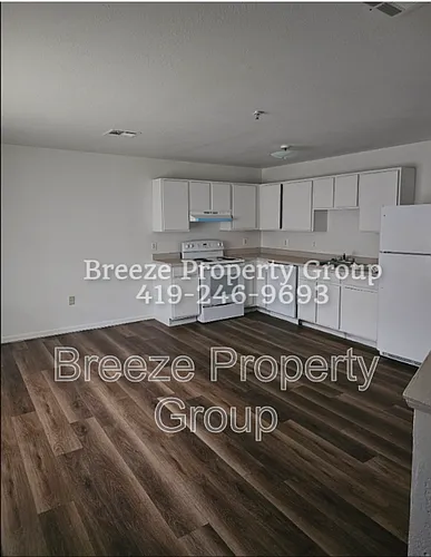 332 14th St #303 Photo 1