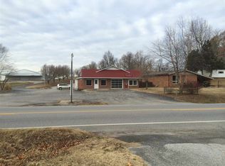 665 Marion Rd, Princeton, KY 42445