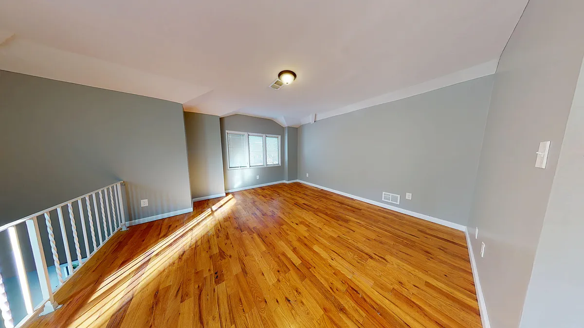 Building Photo - 243 Lockman Ave #2