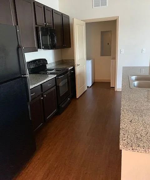 Reserve at Village Creek — Photo 34