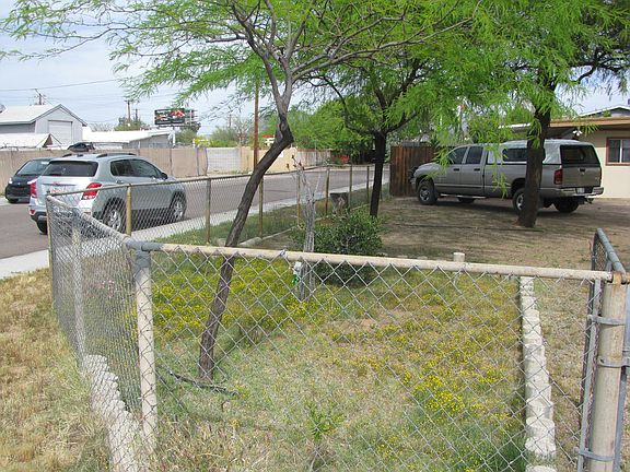 3rd image of 107 S Palo Verde Dr