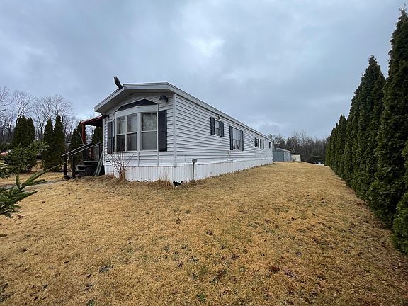 2nd image of 152 Overlook Dr