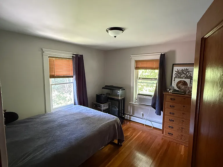 143 Read Ave — Photo 3
