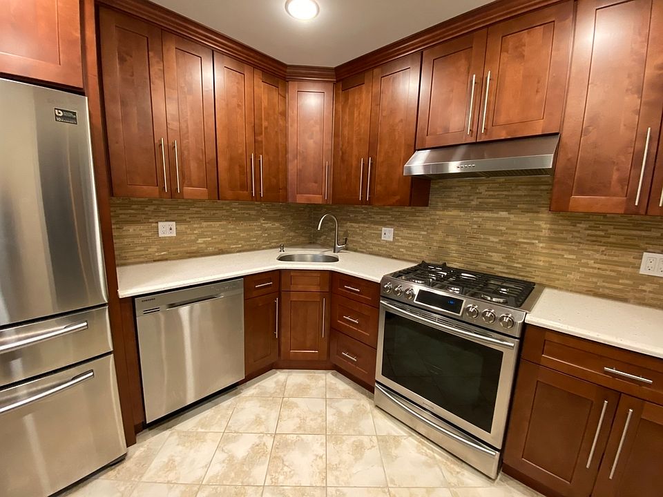 1st image of 32-40 36th St Floor 3