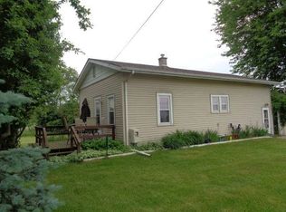 2495 E Gordonville Rd, Midland, MI 48640