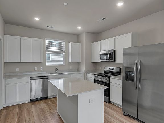 2nd image of 701 Taylor Dr