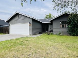 2626 SW Fissure Loop N, Redmond, OR 97756