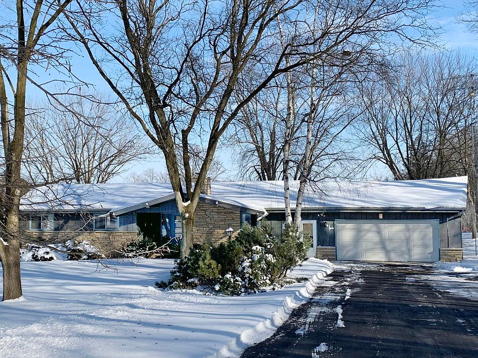 1st image of N4053 Twin Oaks Dr