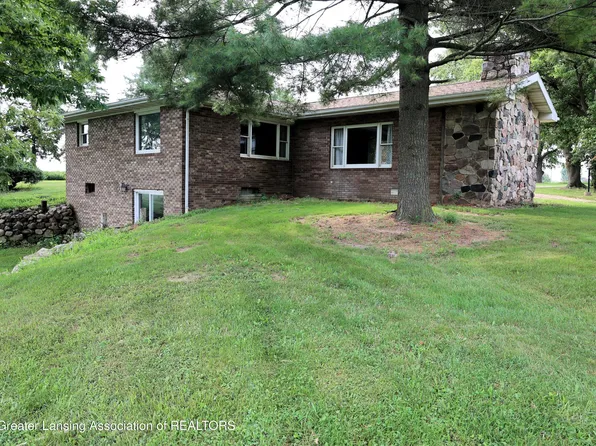 2726 N Lowell Rd, Saint Johns, MI 48879