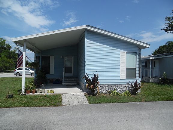 3rd image of 14194 Hunter Grove Dr