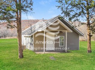 916 1/2 N Willow Rd W, Sand Springs, OK 74063