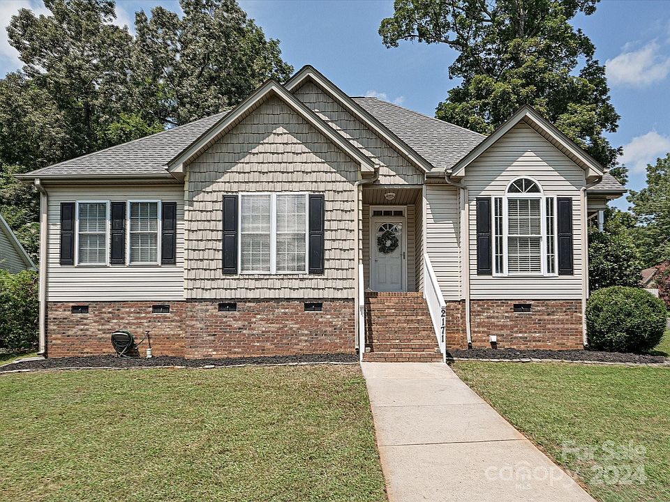 1st image of 2171 Belle Chase Dr
