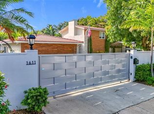 (Undisclosed Address), Fort Lauderdale, FL 33316