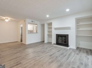 320 Park Ridge Cir, Marietta, GA 30068