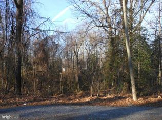 7734 Walters Rd, Pasadena, MD 21122