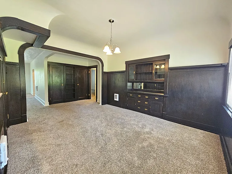 819 W 11th Ave — Photo 7