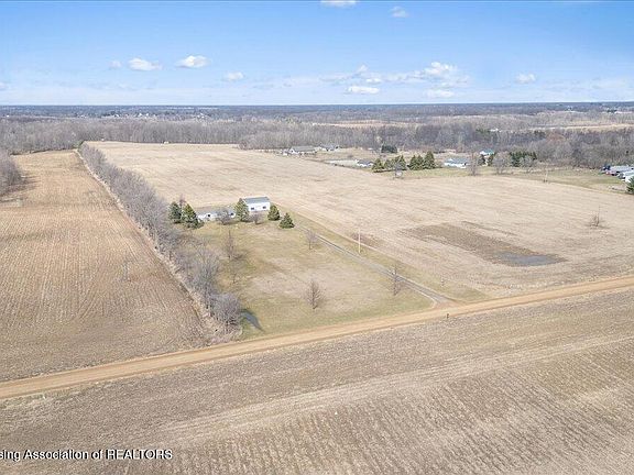 5th image of 5385 Faragher Rd