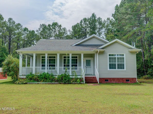 879 Slocum Trail, Atkinson, NC 28421