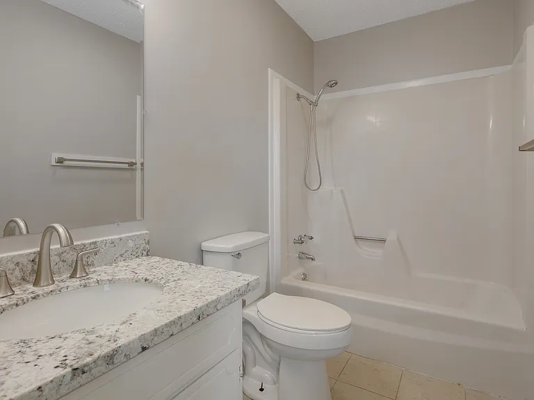 104 Plaza Village Dr — Photo 11
