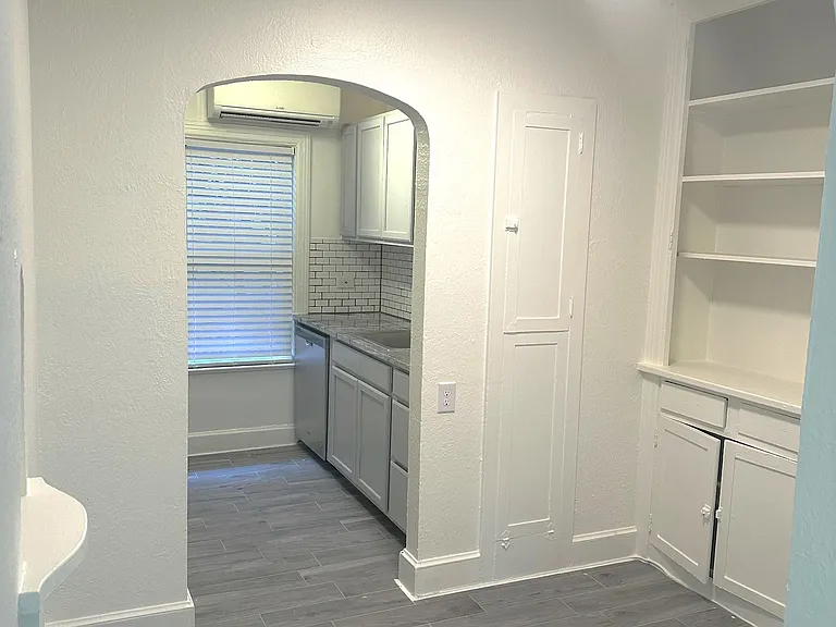 4217 Wycliff Ave #1BDDC — Photo 9
