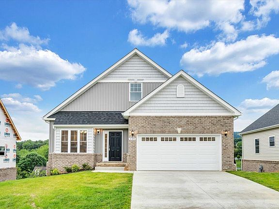 3rd image of 106 Parker Ln