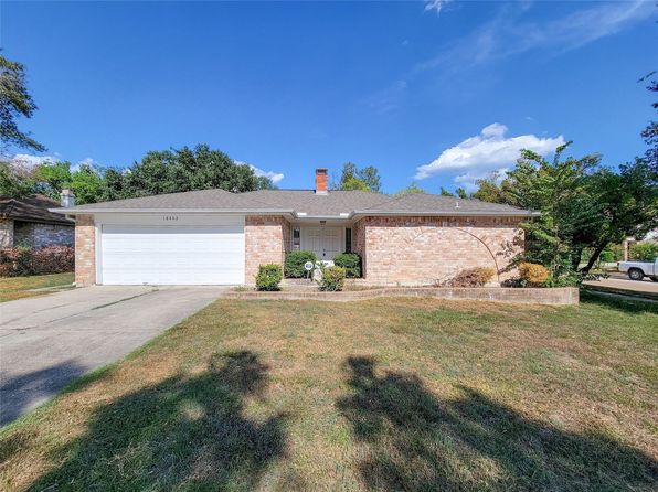 18402 Tall Cypress Dr