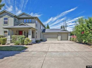 5585 Jeffrey Way, Eugene, OR 97402