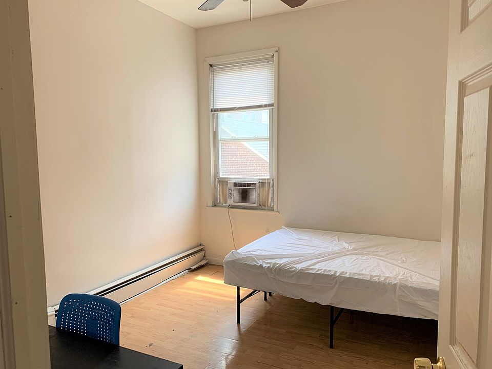 2nd image of 827 Secaucus Rd Floor 1