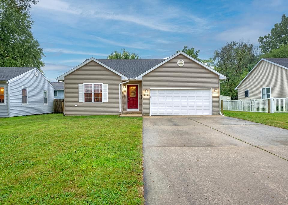 1st image of 505 E Kankakee River Dr