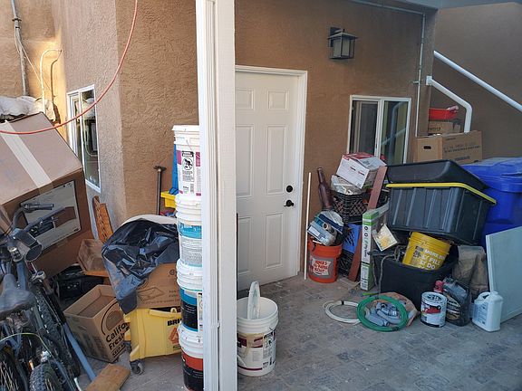 5th image of 512 Sampson St