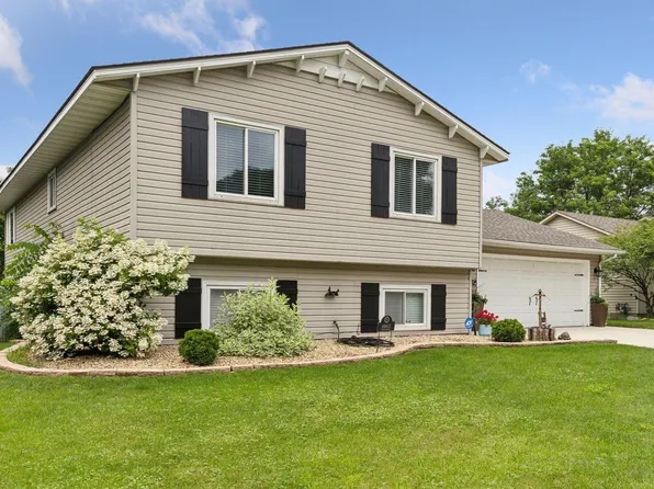 10432 Xylon Rd, Bloomington, MN 55438