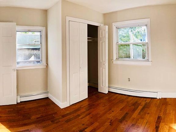 Large bedroom 1, pic 3