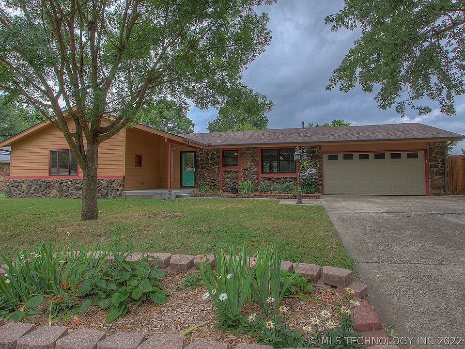 1st image of 329 E Glenpool Blvd