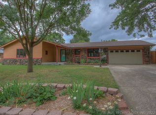 329 E Glenpool Blvd, Glenpool, OK 74033